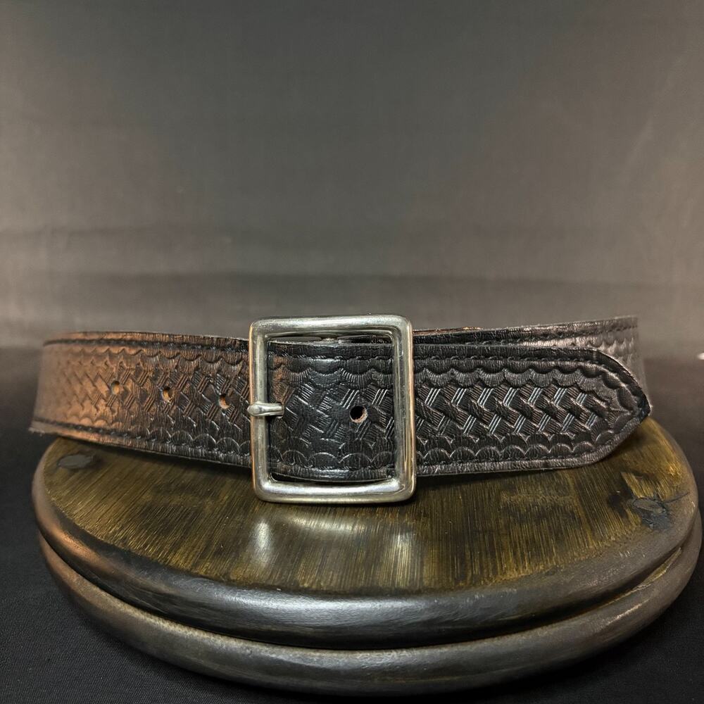 Safariland 51 Pants Belt Size 28" Double Stitched Garrison Basketweave Leather